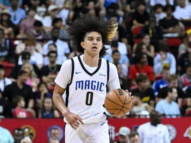 必一运动官网-撞脸罗志祥！魔术2米01新星偶像科比 班凯罗添帮手