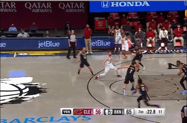 1640932492250072460.gif 1.gif